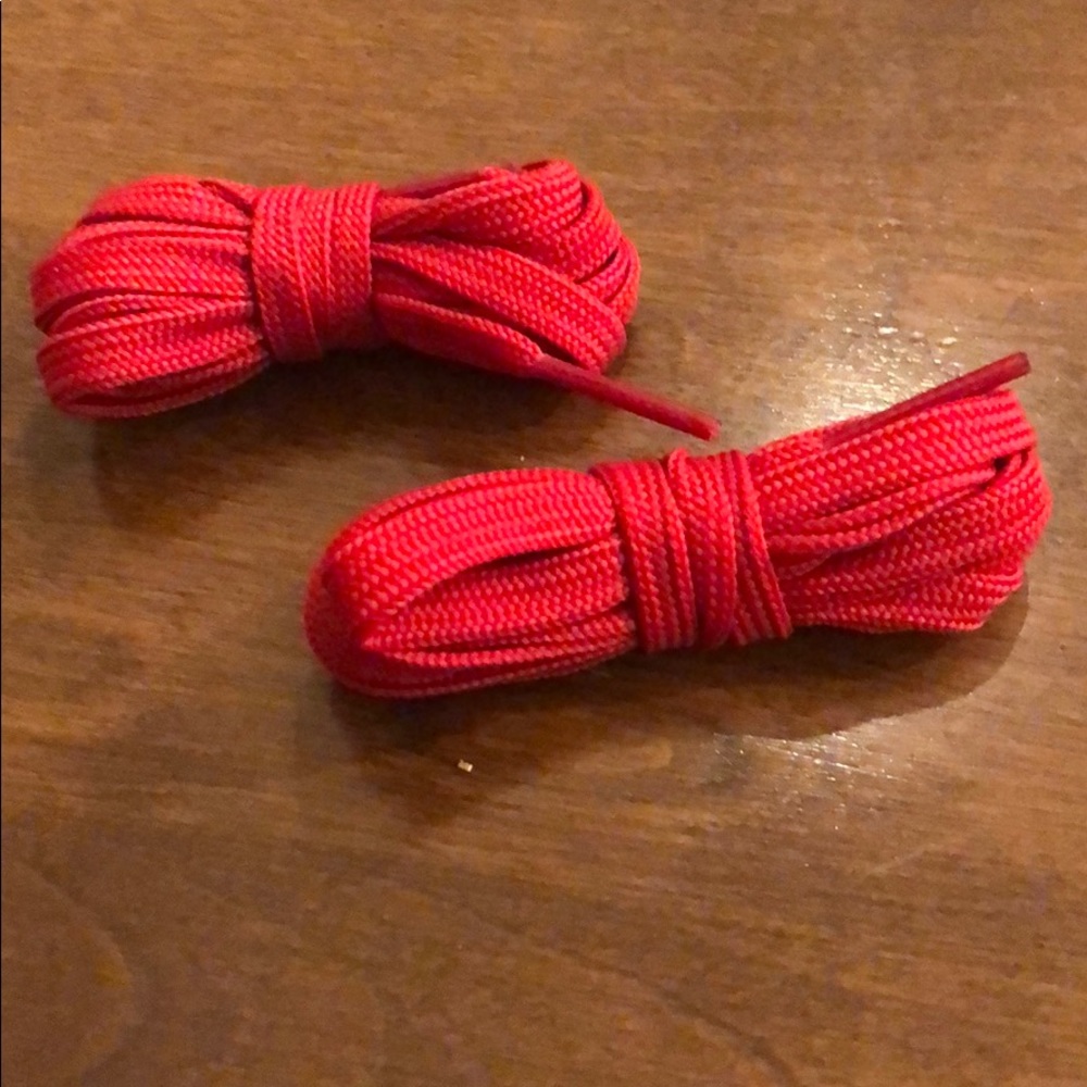 No Bull red shoe laces for trainers